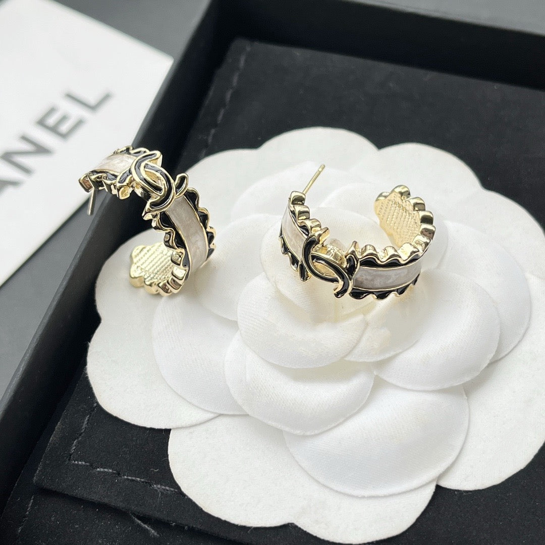 Ladies Alloy Fashion High-End Earrings