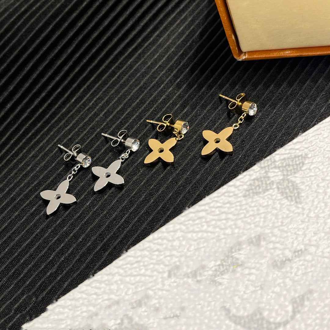 Ladies Alloy Fashion High-End Earrings