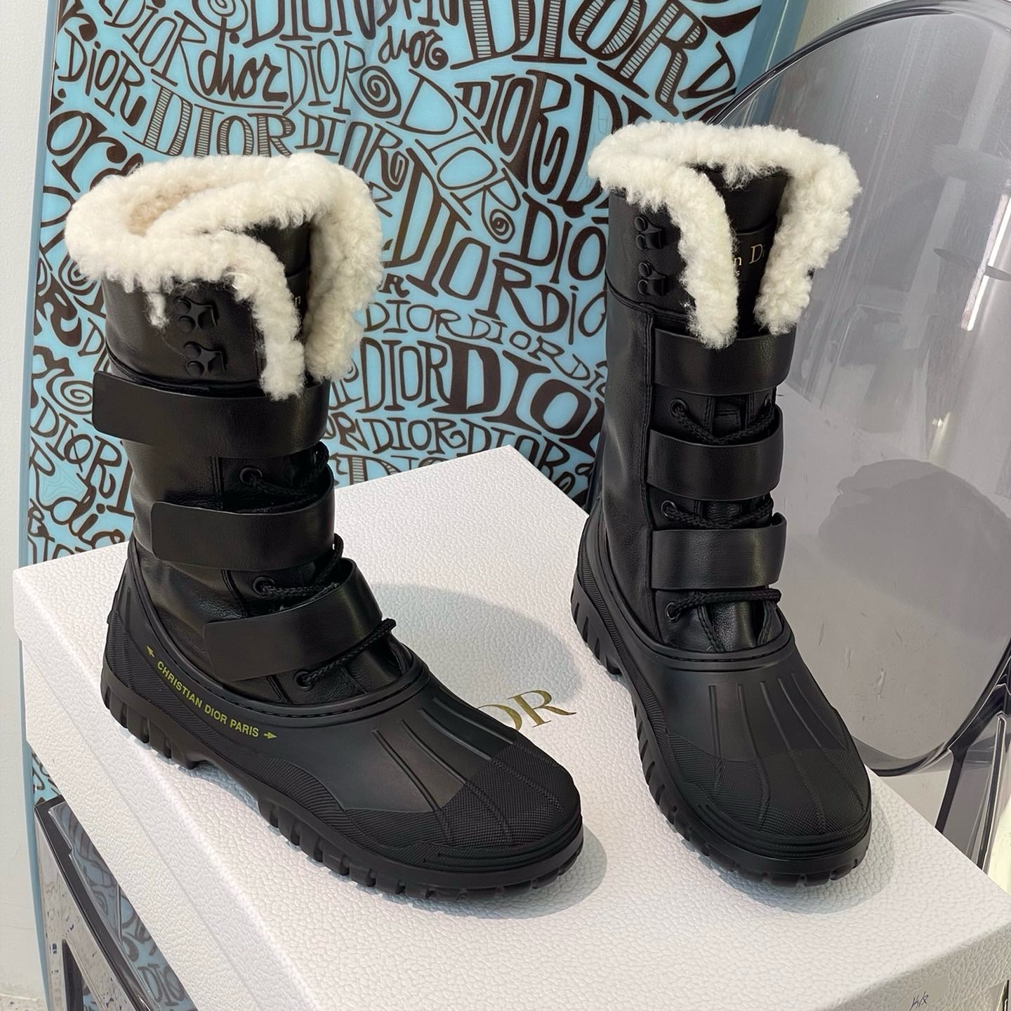 Women's Waterproof Warm Plush Boots