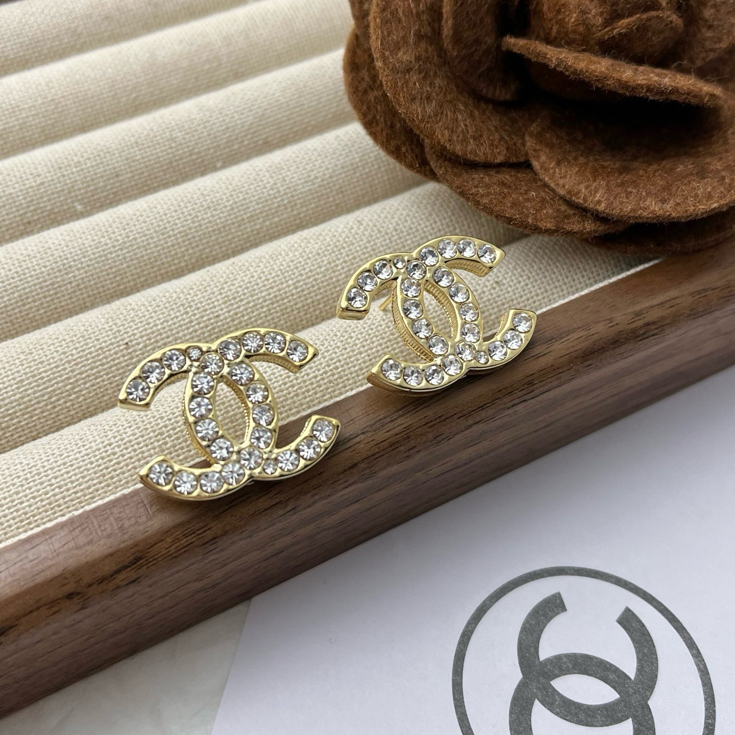 Women's High-end Rhinestone Fashion Earrings