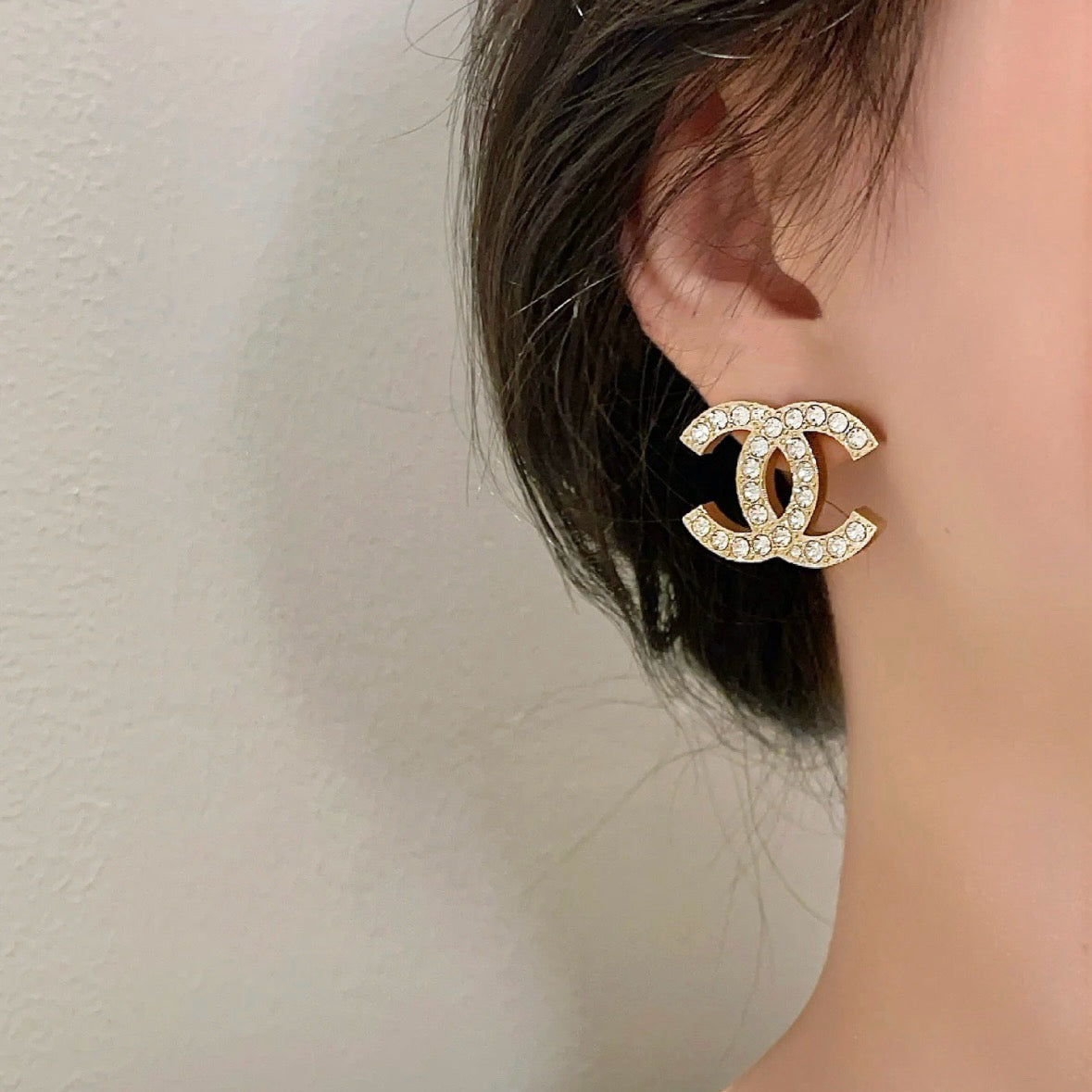 Women's High-end Rhinestone Fashion Earrings