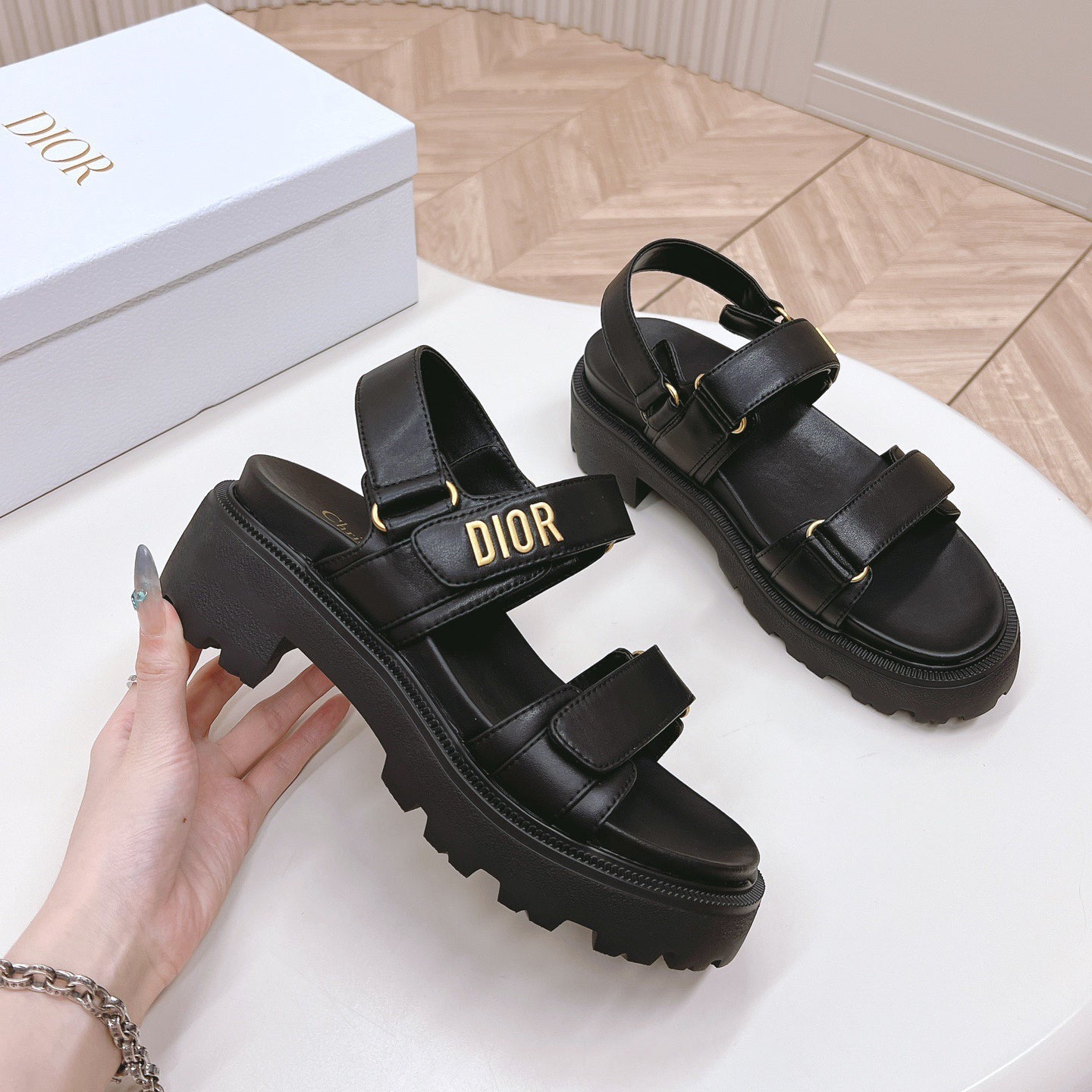 Women's Thick-soled Versatile Casual Sandals